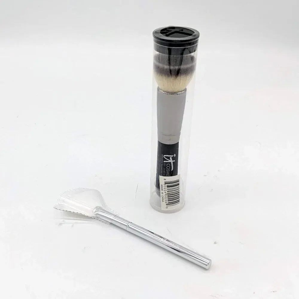 It Cosmetics Set Of Radiance Fan Brush Heavenly Luxe Flat Top Foundation Brush